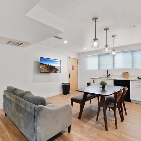 לוס אנג'לס Charming Urban Retreat Near Usc In La- Private Room With Share Living Room With Kitchen מראה חיצוני תמונה