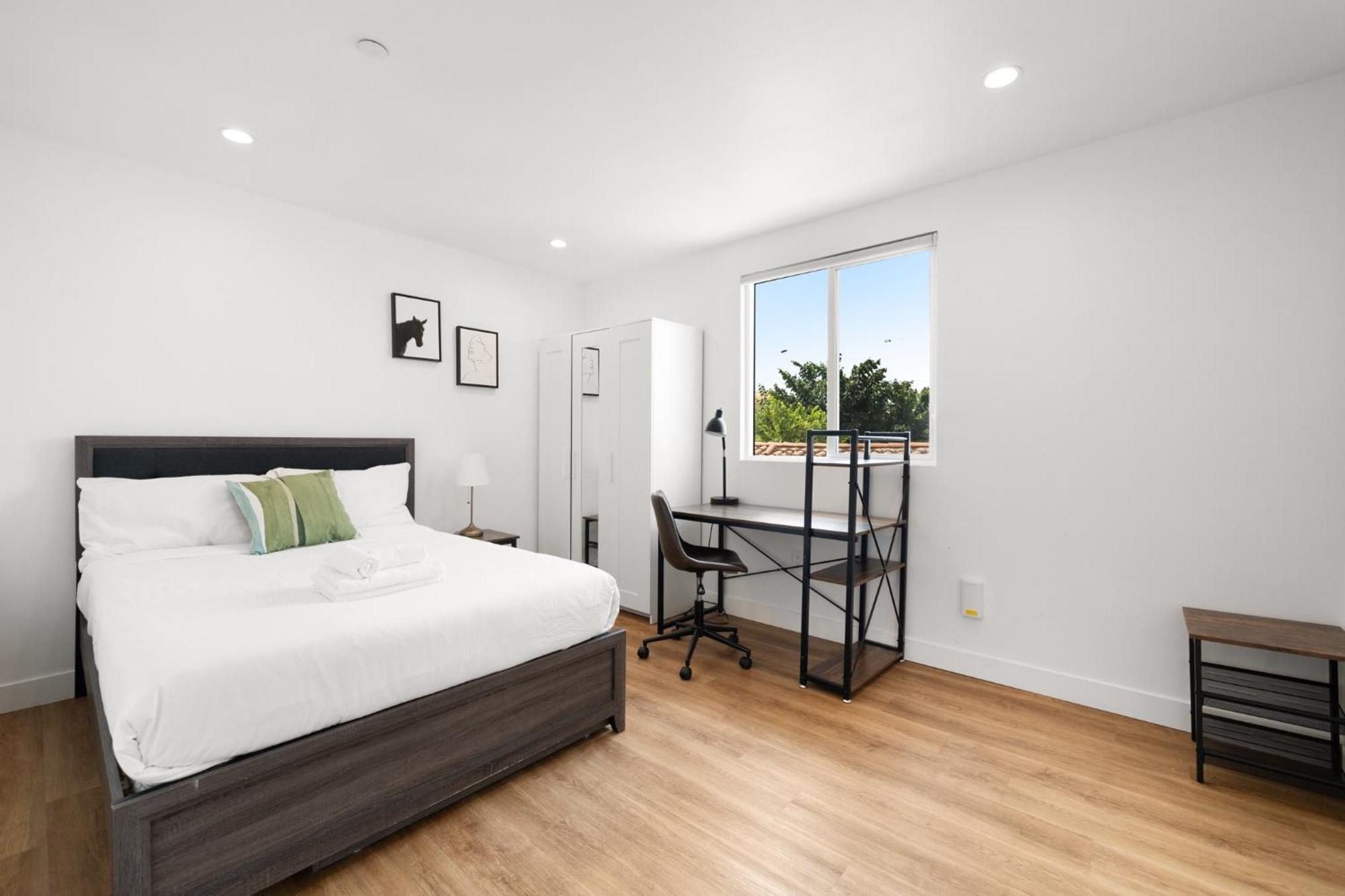 לוס אנג'לס Charming Urban Retreat Near Usc In La- Private Room With Share Living Room With Kitchen מראה חיצוני תמונה