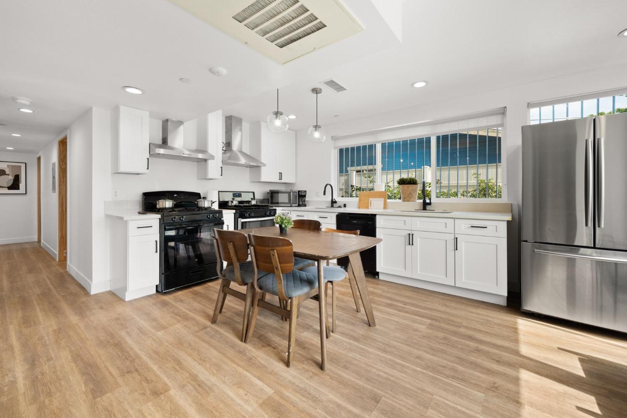לוס אנג'לס Charming Urban Retreat Near Usc In La- Private Room With Share Living Room With Kitchen מראה חיצוני תמונה